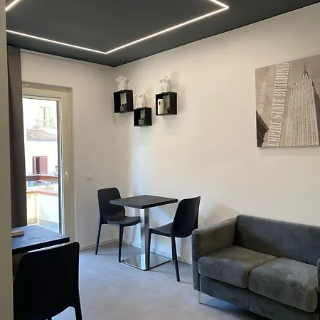 Empire Frühstückspension Diamante